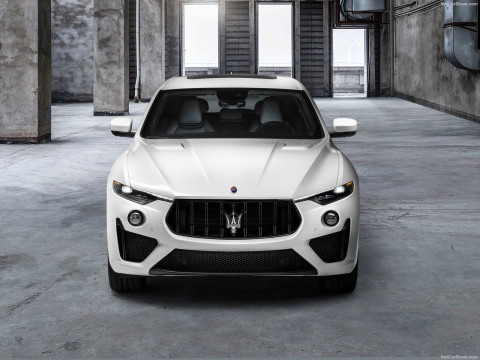 Maserati Levante Trofeo фото