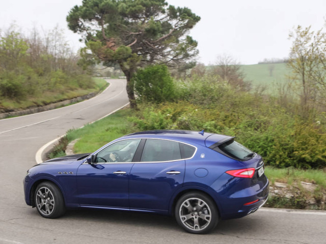 Maserati Levante фото