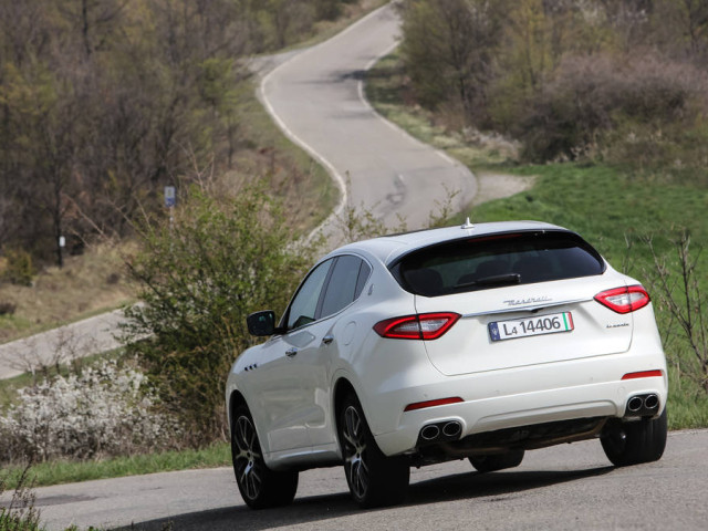 Maserati Levante фото