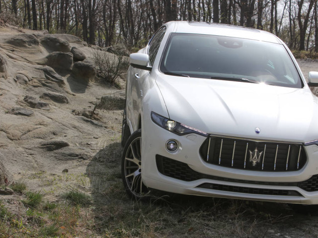 Maserati Levante фото