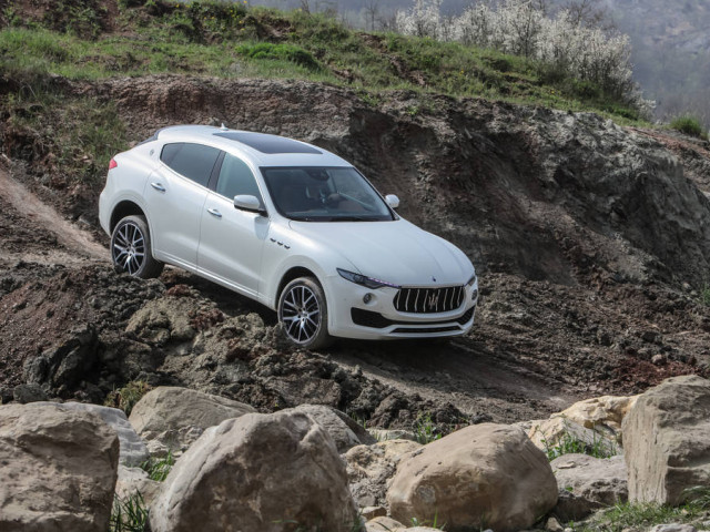 Maserati Levante фото