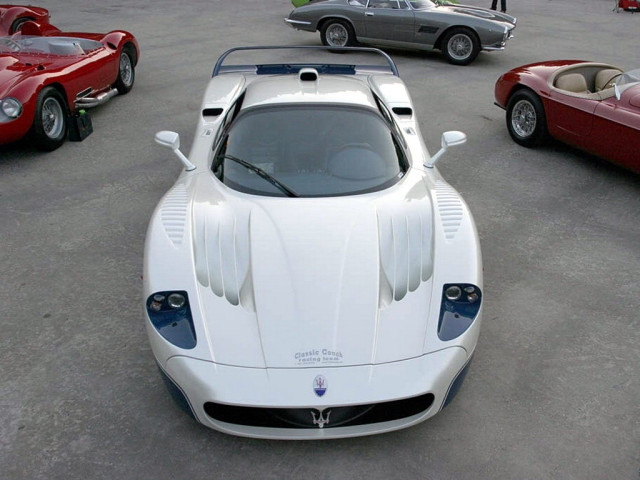 Maserati MC12 фото