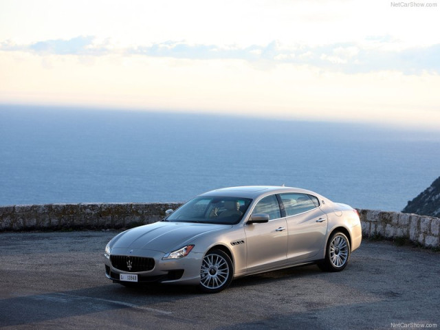 Maserati Quattroporte фото