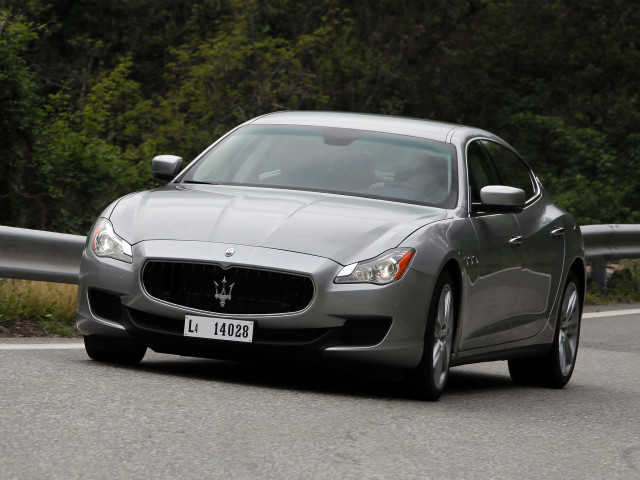 Maserati Quattroporte фото