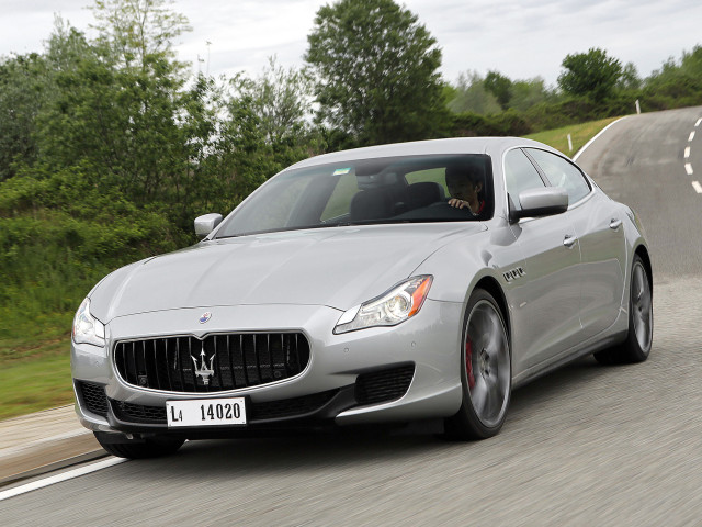 Maserati Quattroporte фото