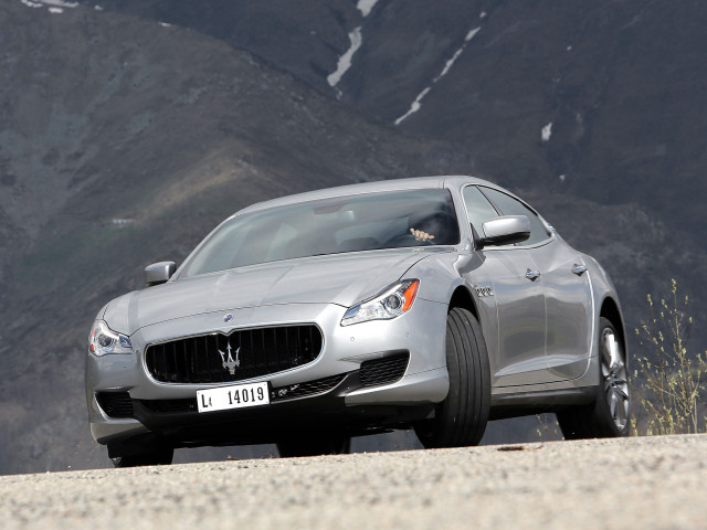 Maserati Quattroporte фото