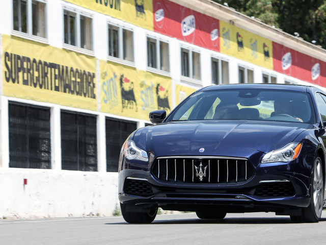 Maserati Quattroporte фото