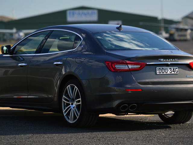 Maserati Quattroporte фото