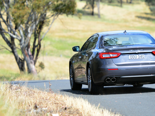 Maserati Quattroporte фото