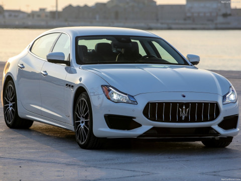 Maserati Quattroporte фото