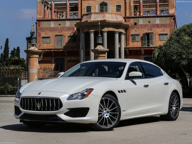 Maserati Quattroporte фото