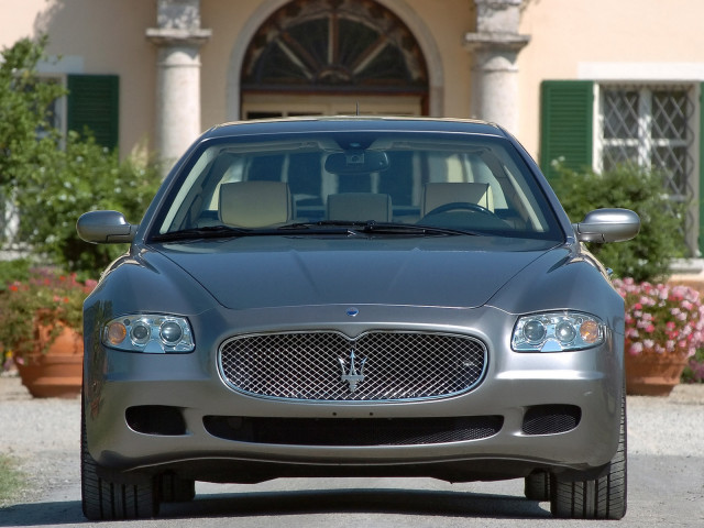 Maserati Quattroporte фото