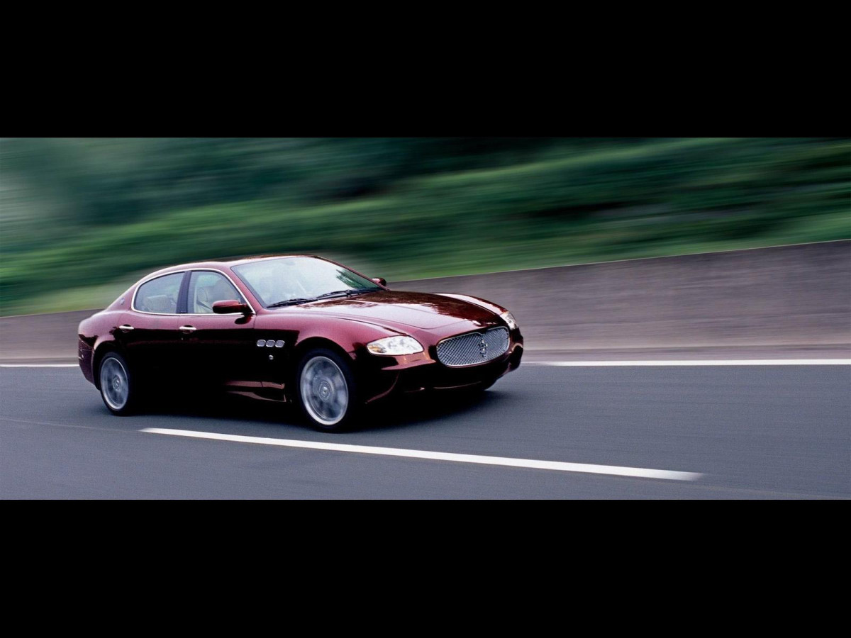 Maserati Quattroporte фото 27021