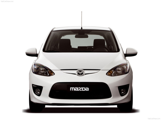 Mazda 2 3-Door фото