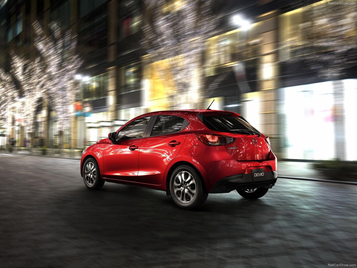 Mazda 2 фото 130276