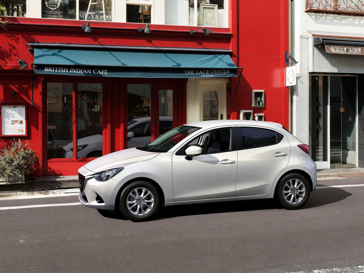 Mazda 2 фото 130282