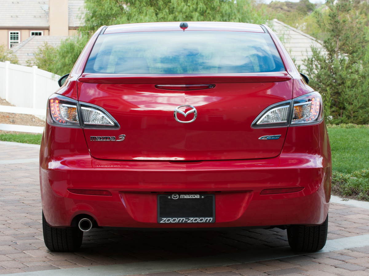 Mazda 3 Sedan фото 101092