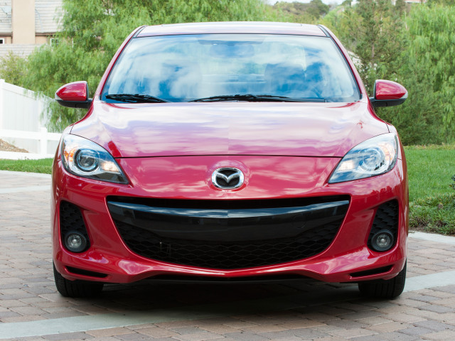 Mazda 3 Sedan фото