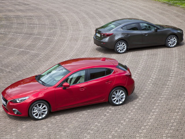 Mazda 3 Sedan фото