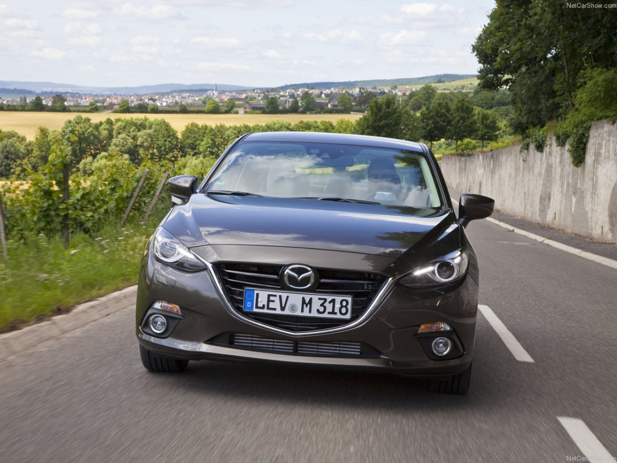 Mazda 3 Sedan фото 161250