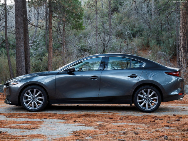 Mazda 3 Sedan фото