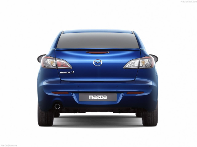 Mazda 3 Sedan фото