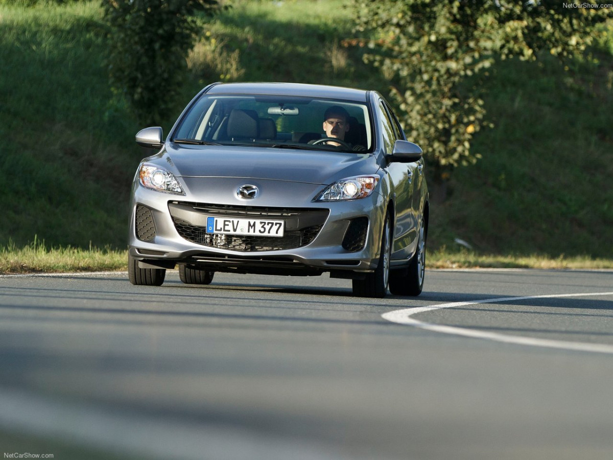 Mazda 3 Sedan фото 89352