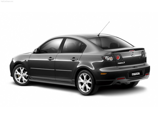 Mazda 3 фото