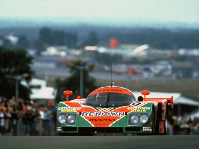 Mazda 787B фото