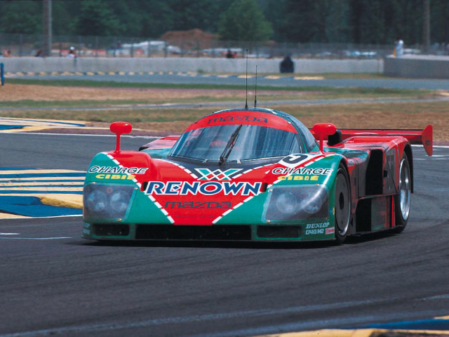 Mazda 787B фото