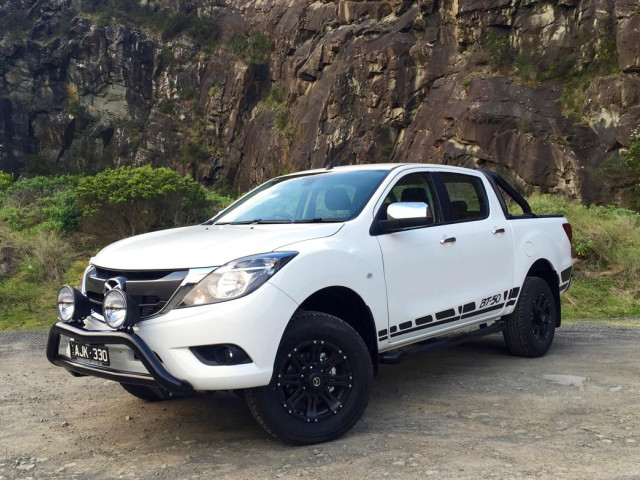 Mazda BT-50 фото