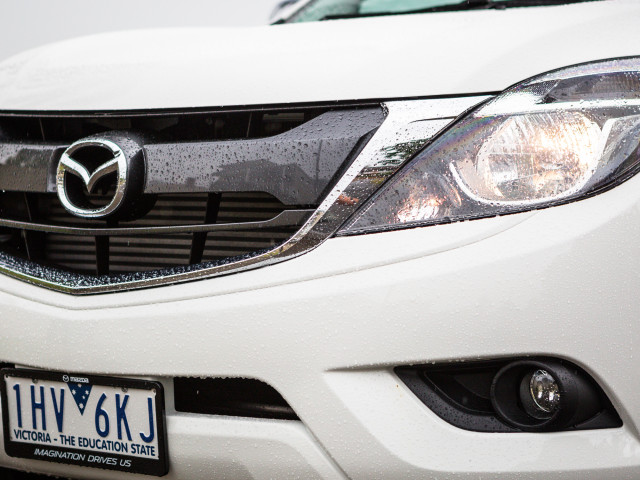 Mazda BT-50 фото