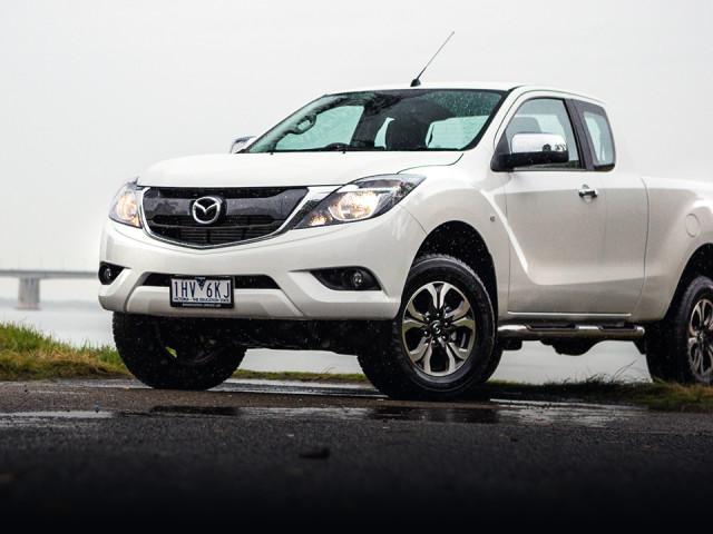 Mazda BT-50 фото