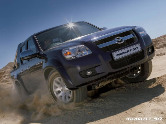 Mazda BT-50 фото