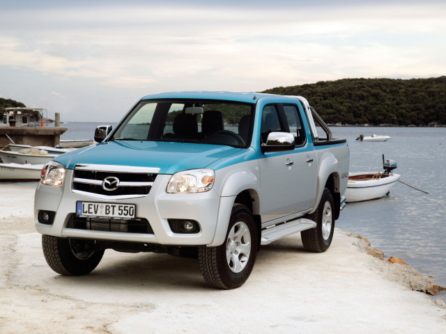 Mazda BT-50 фото