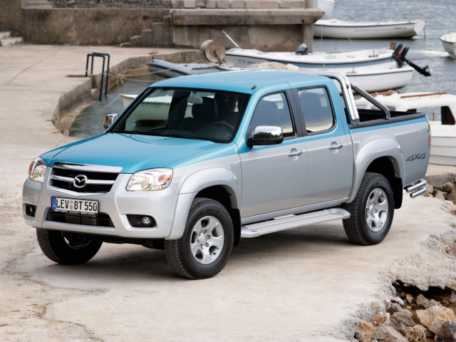 Mazda BT-50 фото