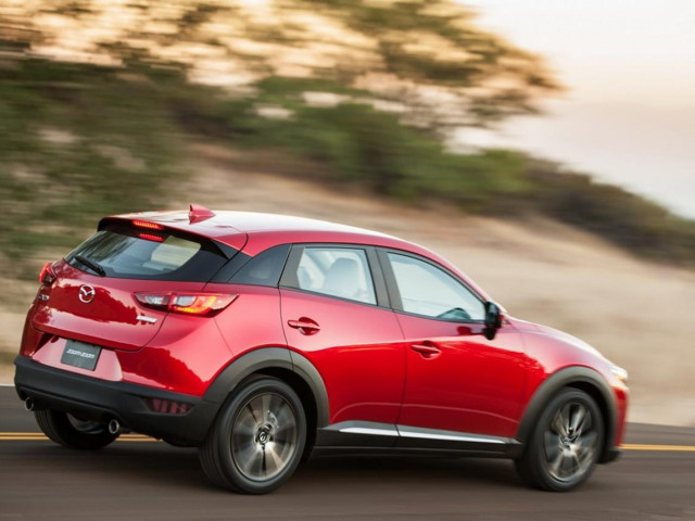 Mazda CX-3 фото