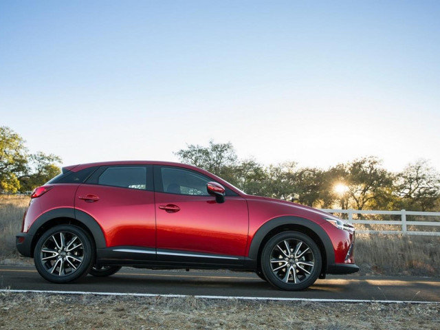 Mazda CX-3 фото