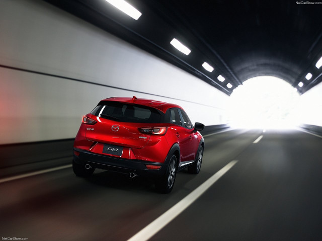 Mazda CX-3 фото