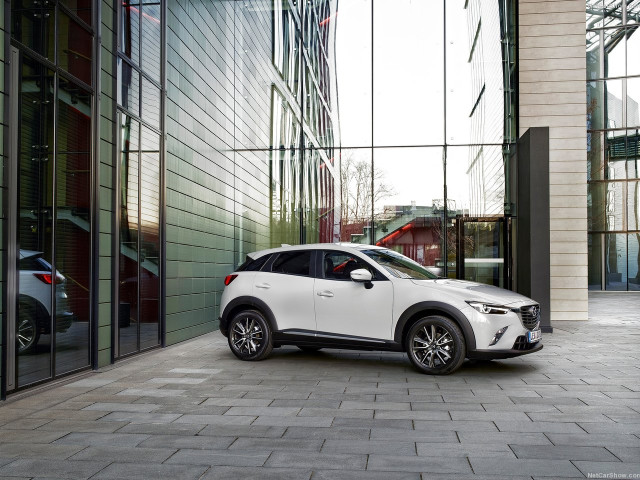 Mazda CX-3 фото