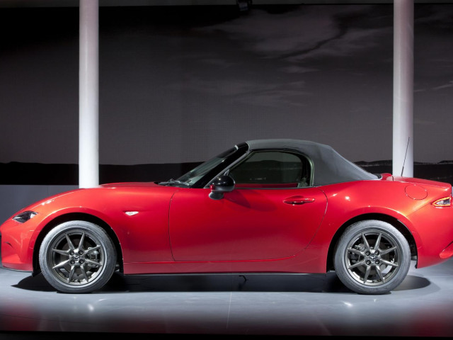 Mazda MX-5 фото