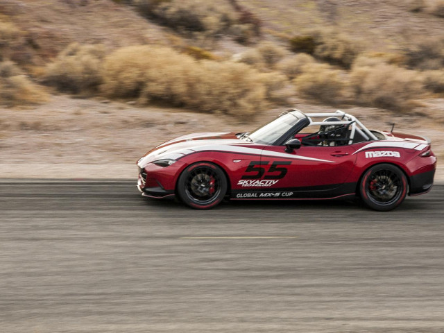 Mazda MX-5 фото