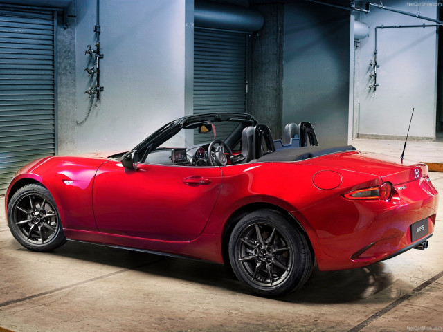 Mazda MX-5 фото