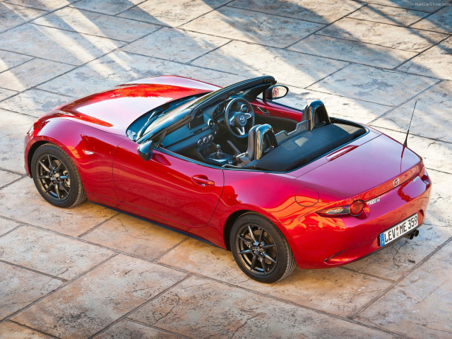 Mazda MX-5 фото