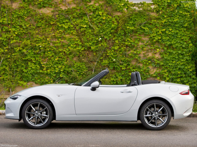 Mazda MX-5 фото