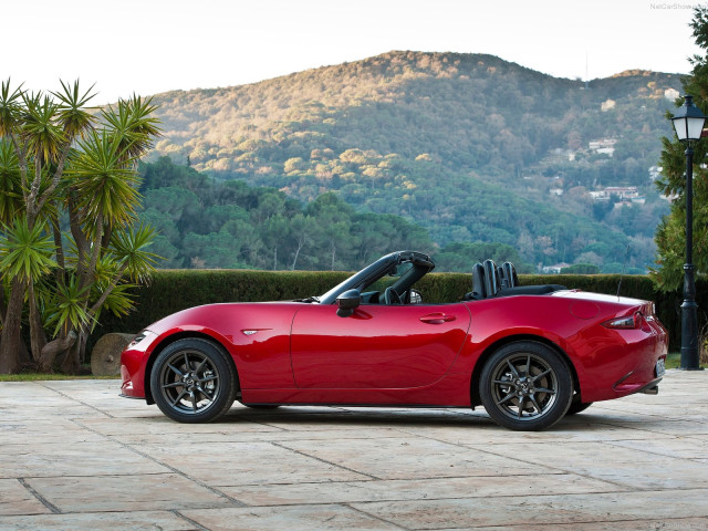 Mazda MX-5 фото