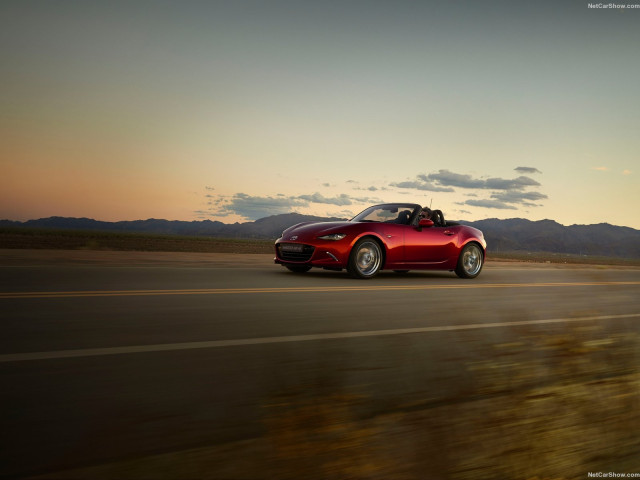 Mazda MX-5 фото