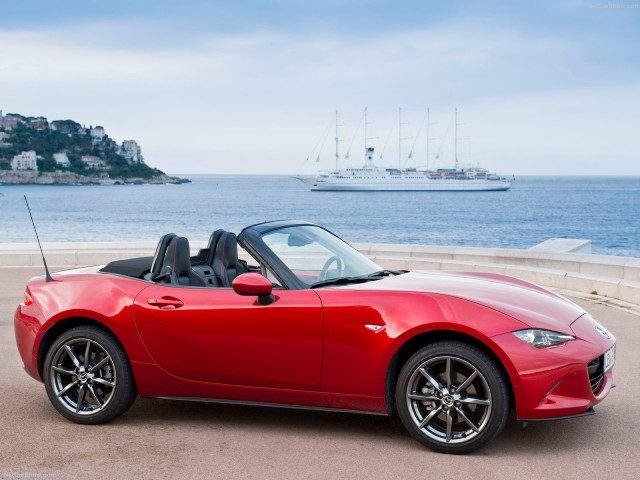 Mazda MX-5 фото