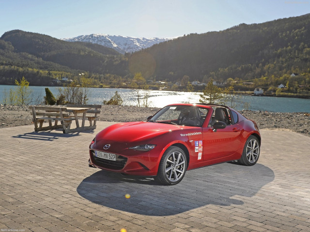 Mazda MX-5 фото