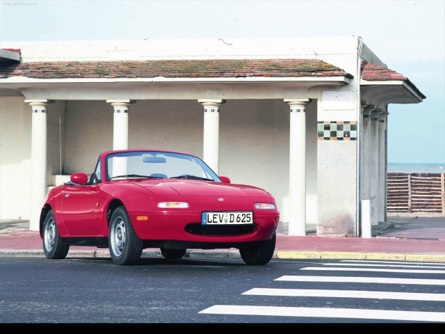 Mazda MX-5 фото